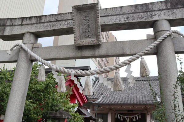 白山比咩神社
